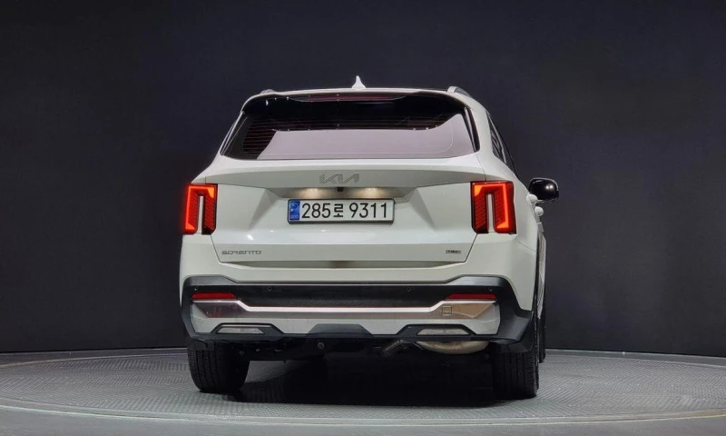 Kia Sorento HEV 1.6 2WD Noblesse * НАЙ-ДОБРА ЦЕНА В БЪЛГАРИЯ* , снимка 4 - Автомобили и джипове - 52109155