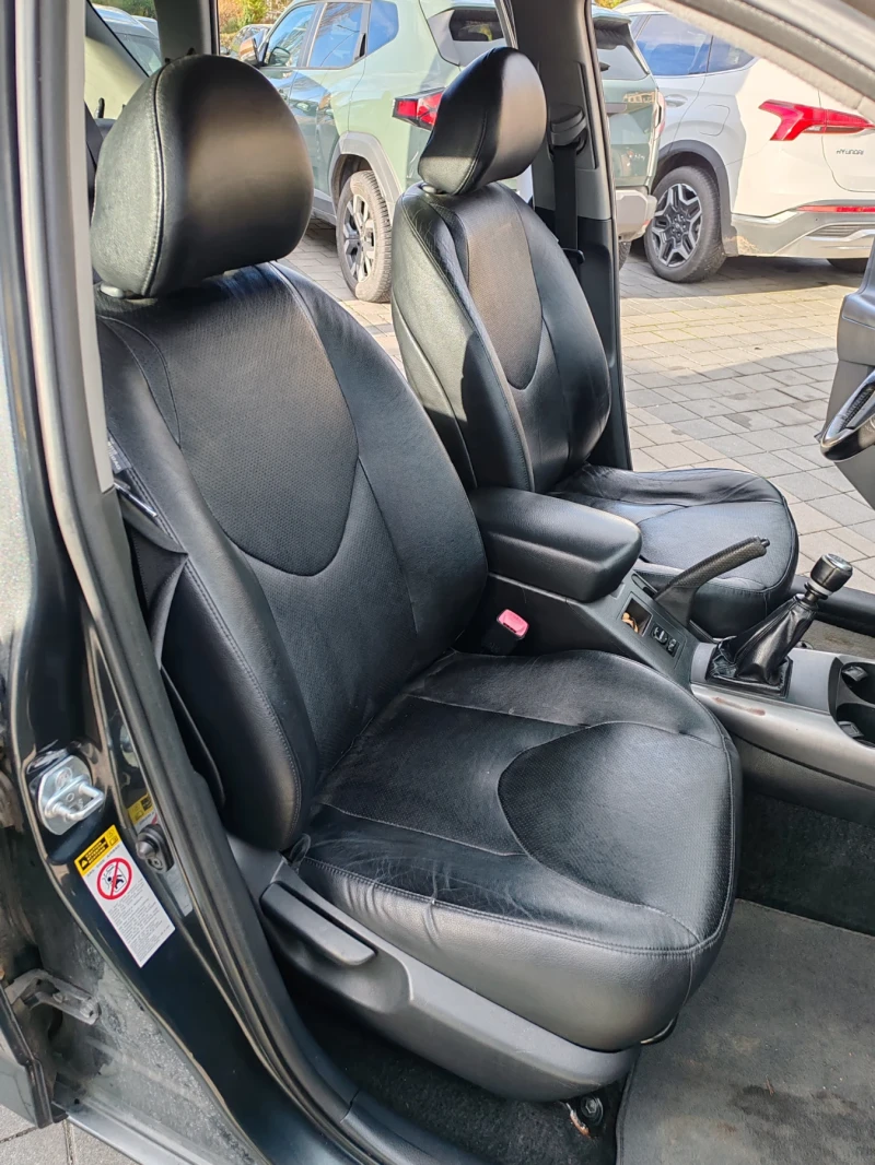 Toyota Rav4, снимка 5 - Автомобили и джипове - 52494706