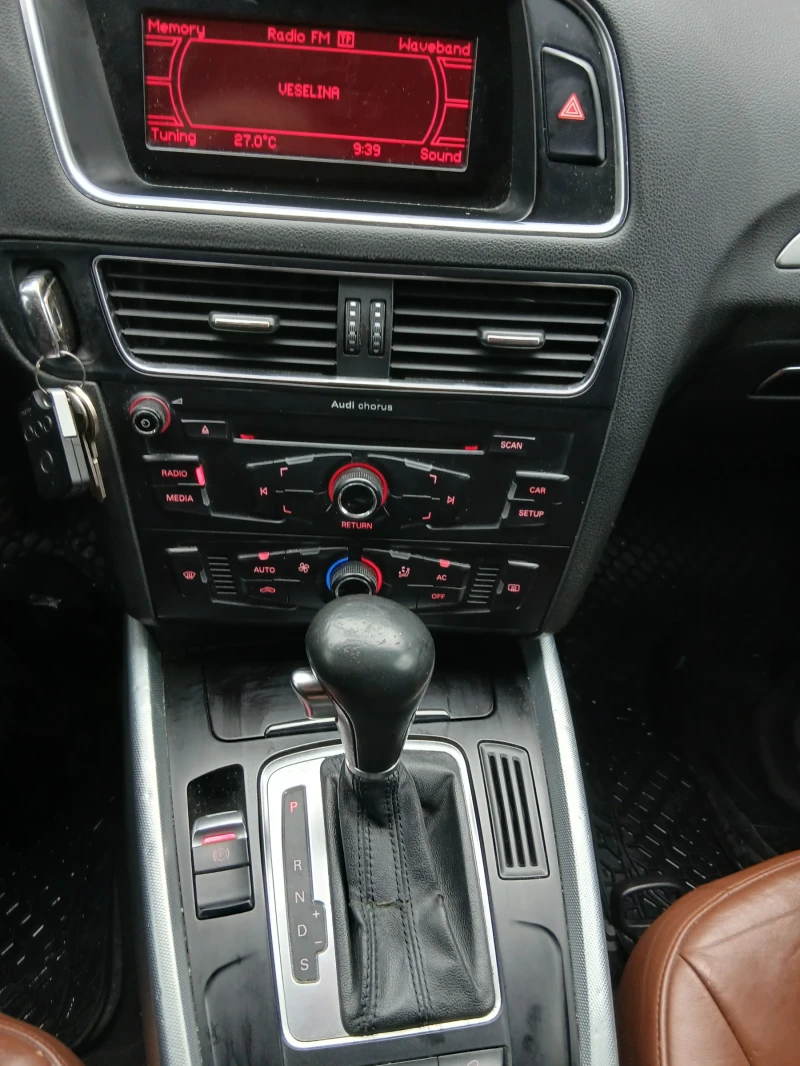 Audi Q5, снимка 10 - Автомобили и джипове - 52559011