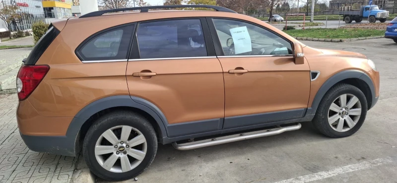 Chevrolet Captiva, снимка 7 - Автомобили и джипове - 52572426