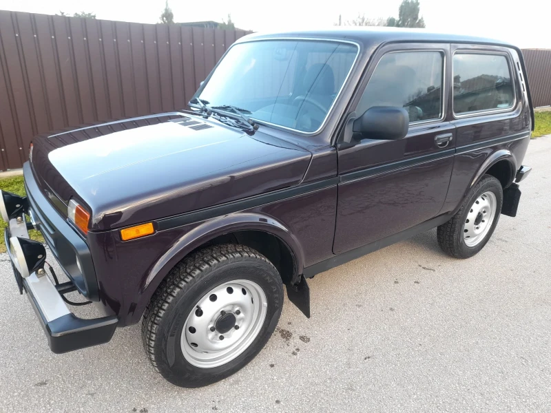 Lada Niva 4?4, снимка 3 - Автомобили и джипове - 53135209