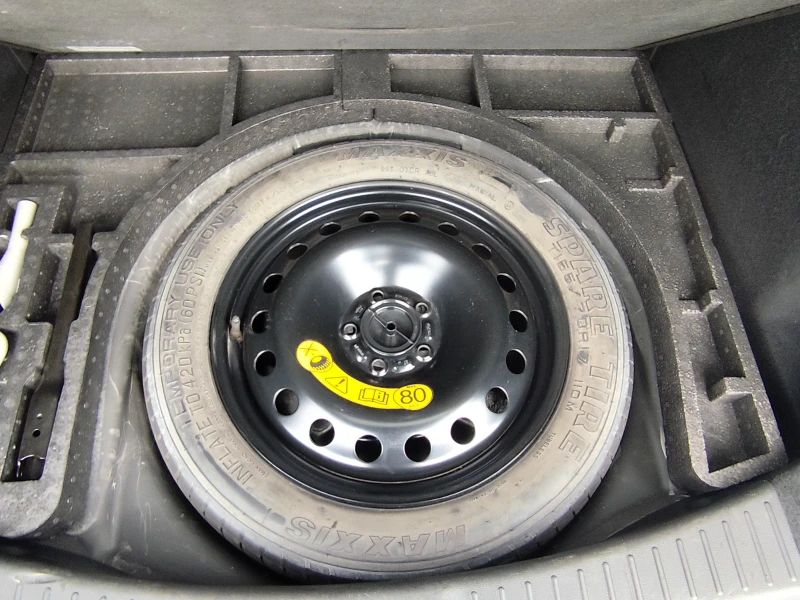 Ford Kuga 2.0TDCi* 4X4* АВТОМАТИК* EURO6C* LED* NANI* , снимка 14 - Автомобили и джипове - 53292649