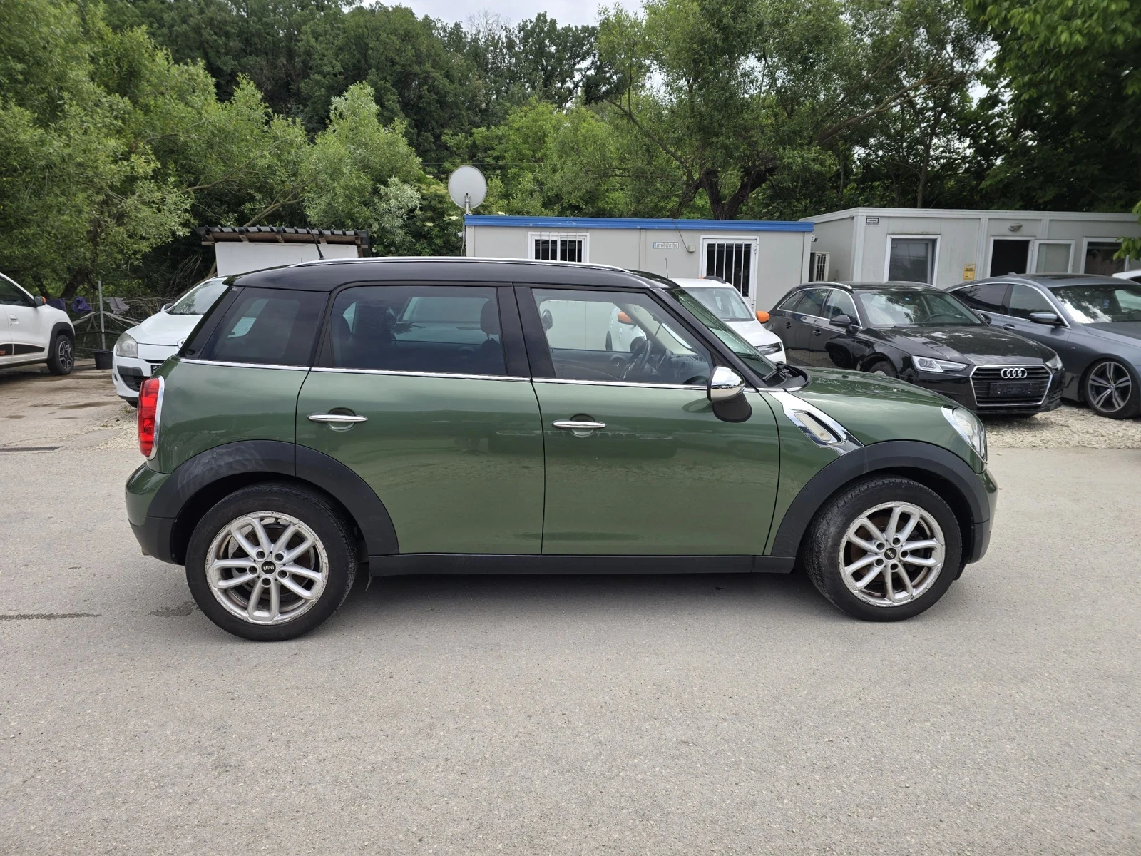 Mini Countryman 1.6d - 112к.с., снимка 8 - Автомобили и джипове - 50632398