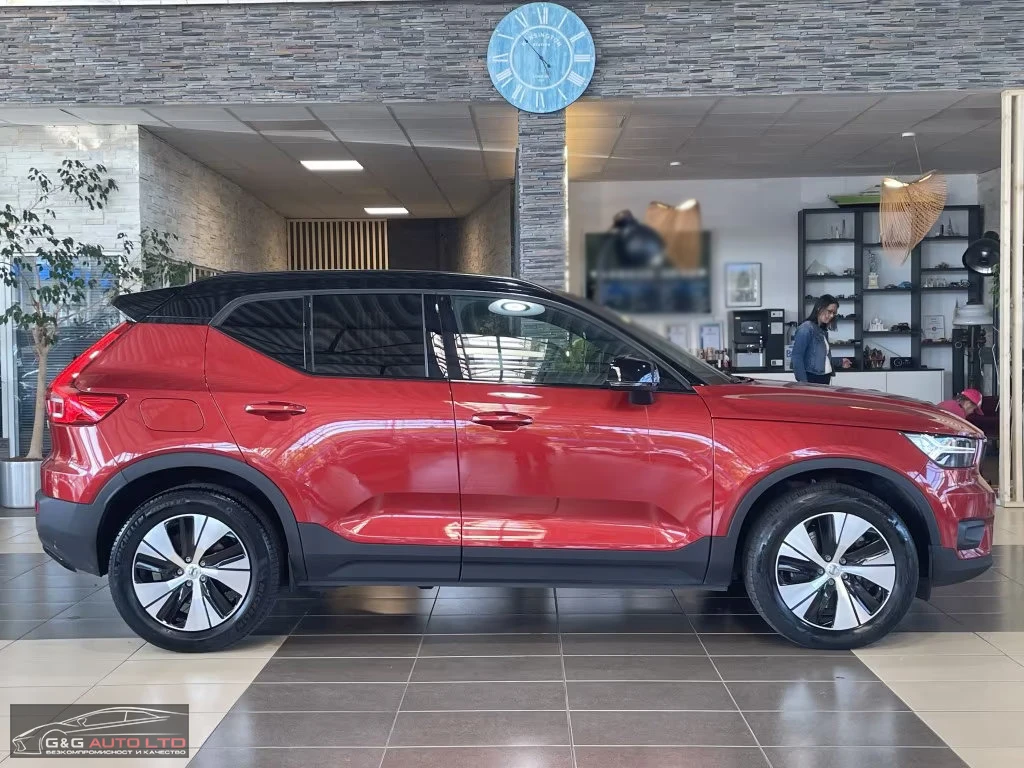 Volvo XC40 R-DESIGN/211HP/LED/CAM/DIGI/ACC/KLESS/CARPLAY/166g - изображение 4