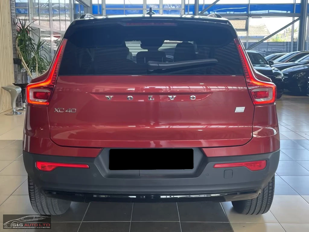 Volvo XC40 R-DESIGN/211HP/LED/CAM/DIGI/ACC/KLESS/CARPLAY/166g - изображение 7