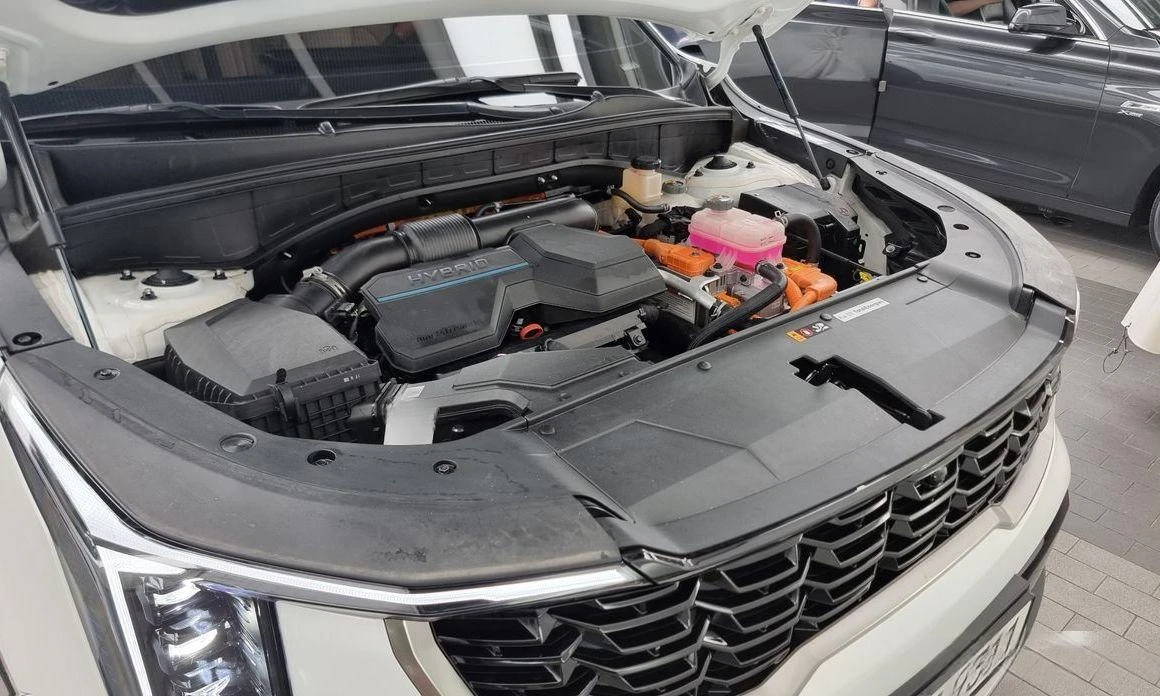 Kia Sorento HEV 1.6 2WD Noblesse * НАЙ-ДОБРА ЦЕНА В БЪЛГАРИЯ*  - изображение 6