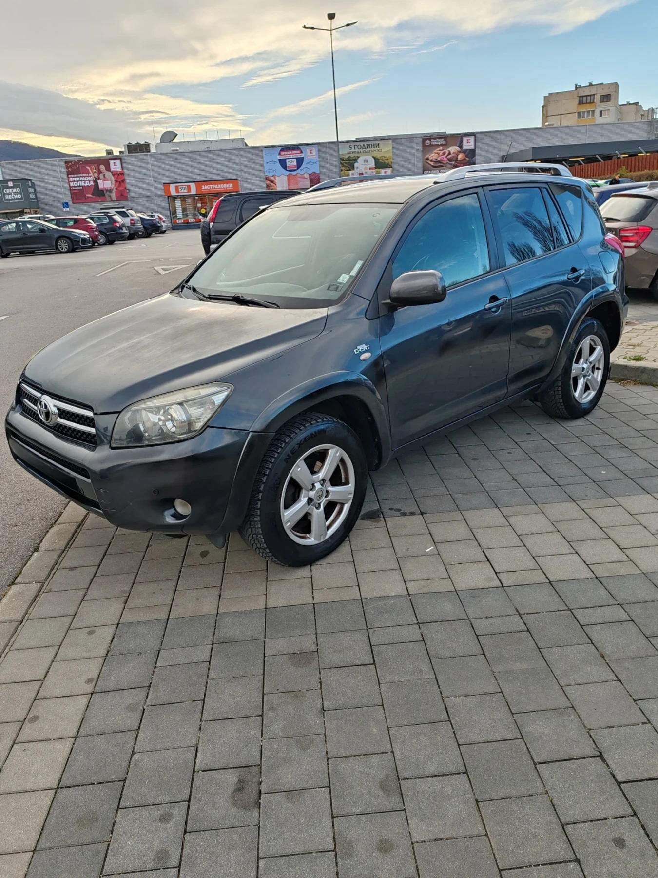 Toyota Rav4 | Mobile.bg   1