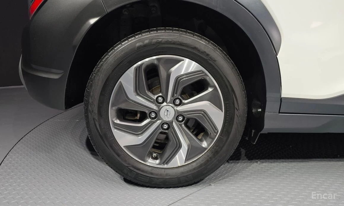 Hyundai Kona, снимка 5 - Автомобили и джипове - 54081345