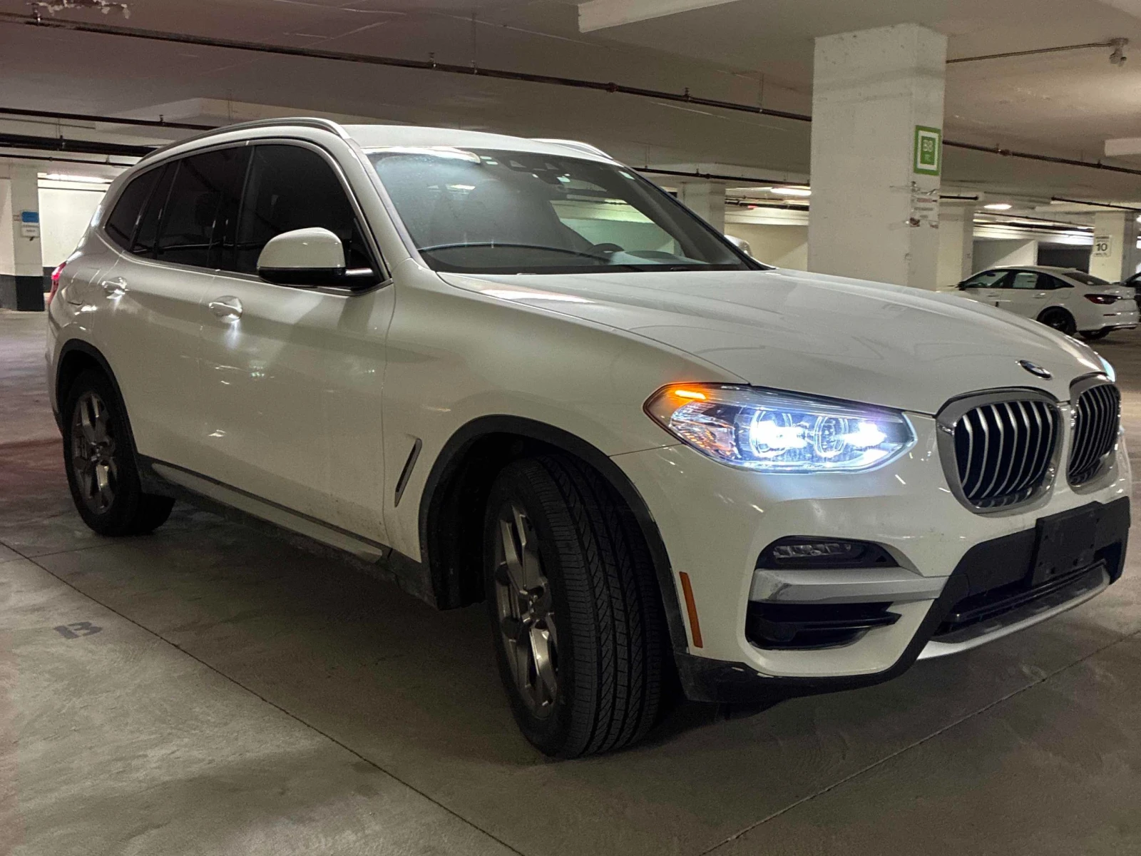 BMW X3 xDrive30i* DIGITAL* ПОДГРЕВ* HI-FI* KAMERA, снимка 3 - Автомобили и джипове - 54184487