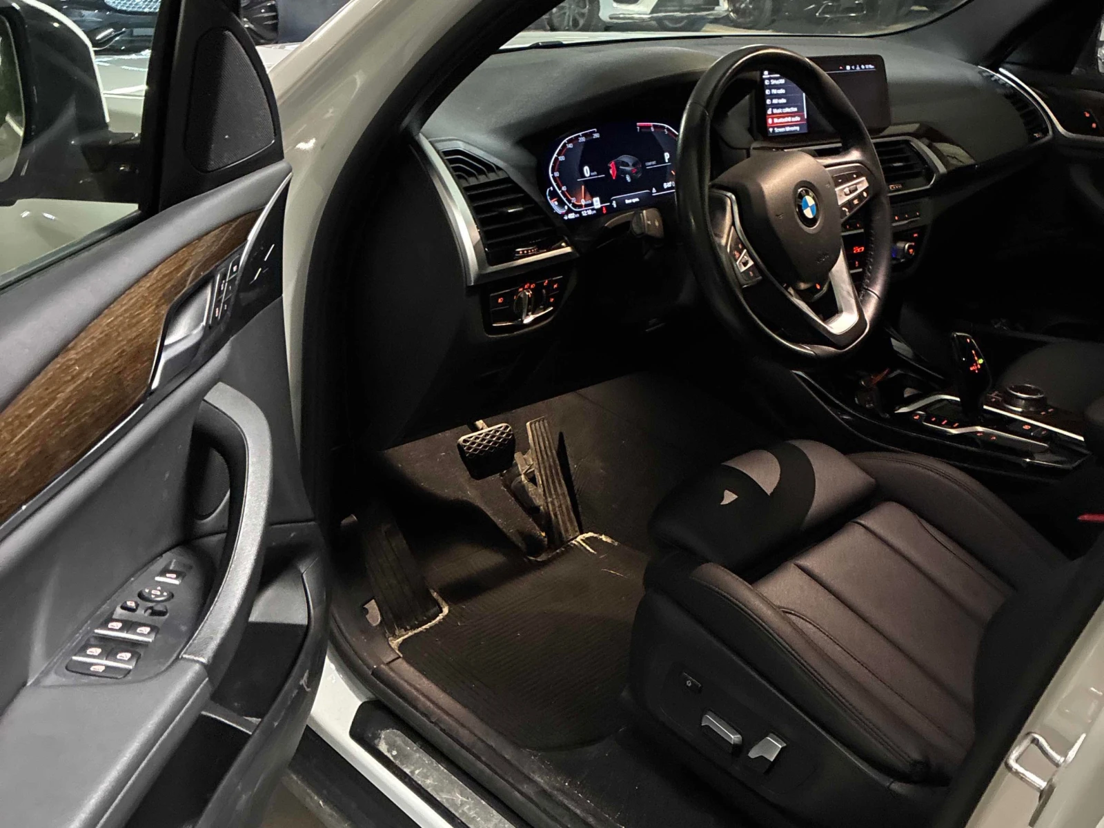 BMW X3 xDrive30i* DIGITAL* ПОДГРЕВ* HI-FI* KAMERA, снимка 9 - Автомобили и джипове - 54184487