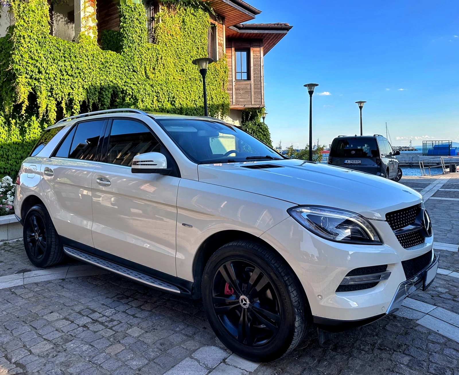 Mercedes-Benz ML 350 CDI AMG * * ПРУЖИНИ* * РЕАЛНИ КИЛОМЕТРИ* * , снимка 14 - Автомобили и джипове - 54906746