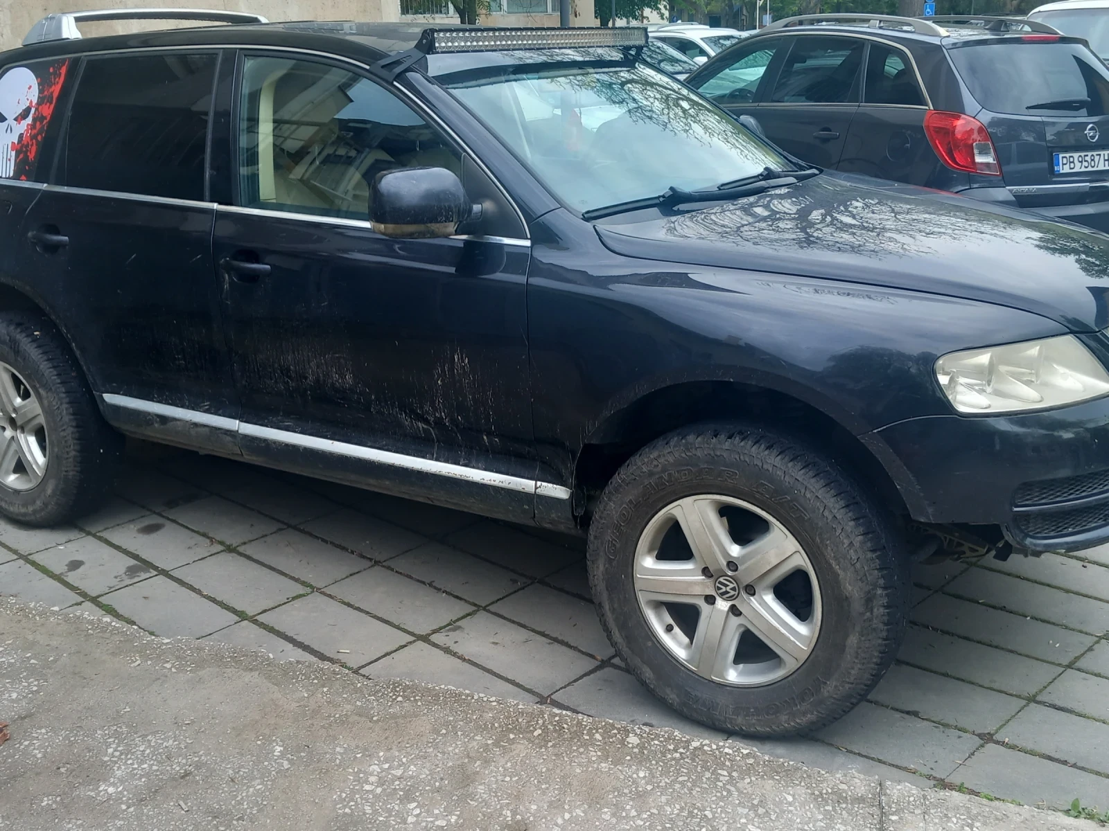 VW Touareg, снимка 2 - Автомобили и джипове - 55392342