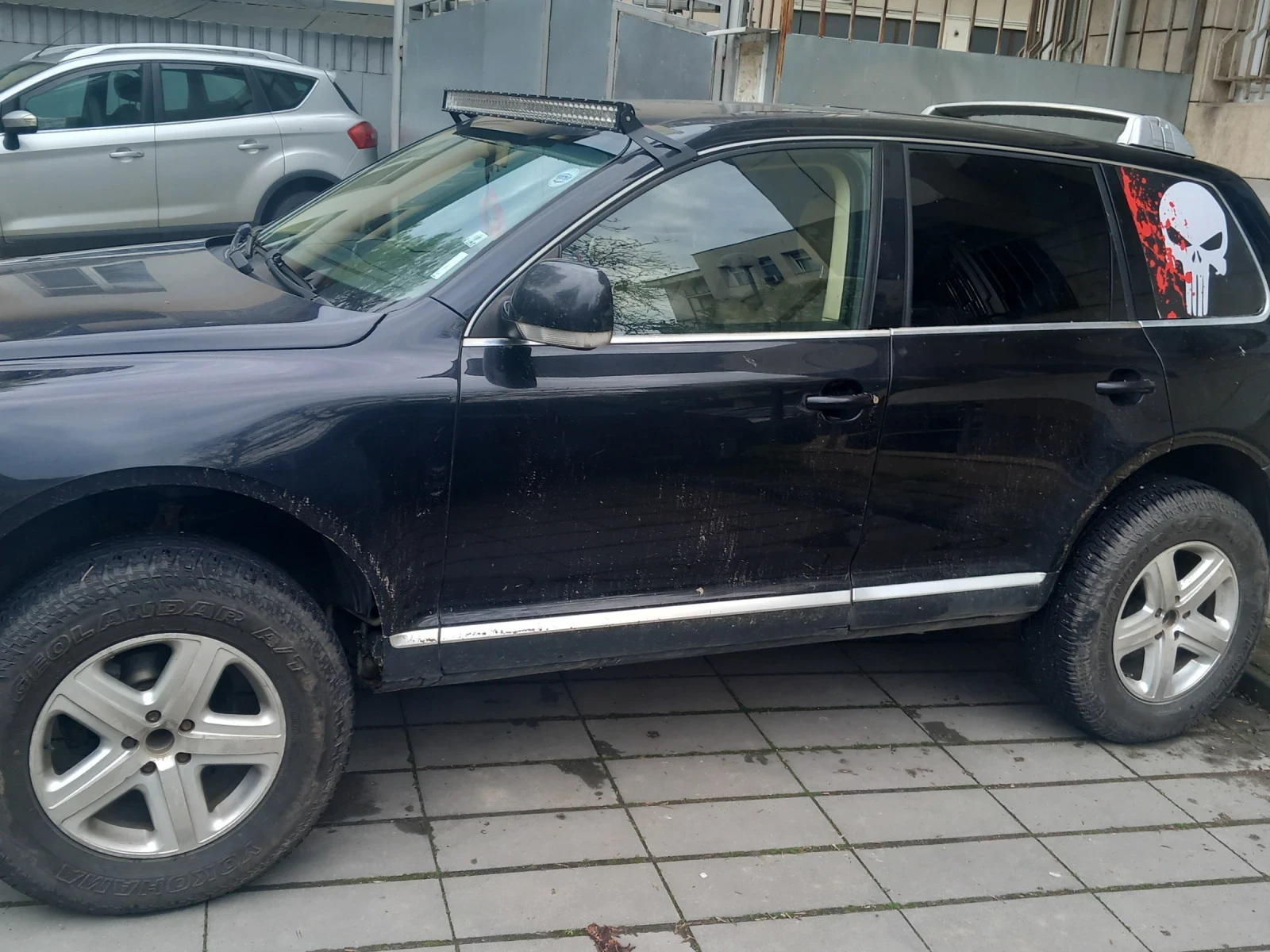 VW Touareg, снимка 3 - Автомобили и джипове - 55392342