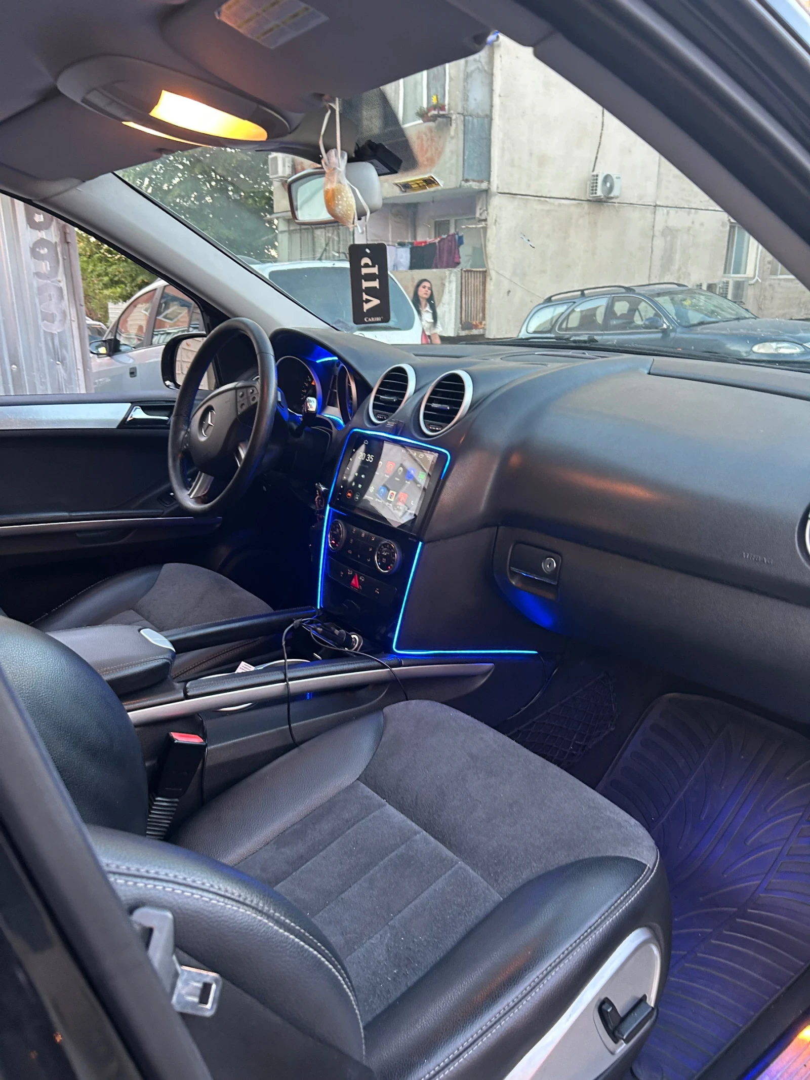 Mercedes-Benz ML 320, снимка 3 - Автомобили и джипове - 55455504