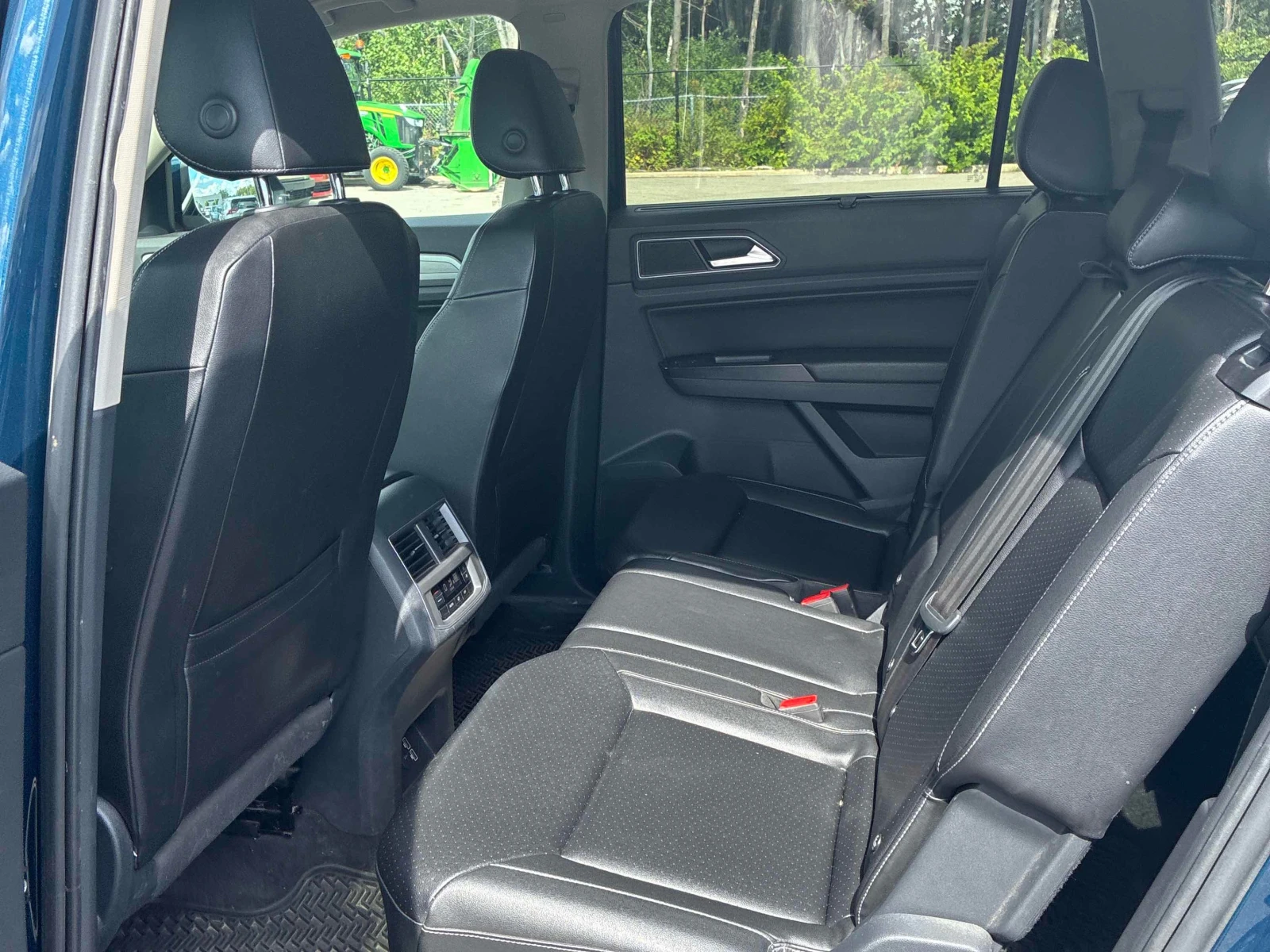 VW Atlas * Comfortline * CARFAX * ОПЦИЯ ЗА ФИНАНСИРАНЕ , снимка 15 - Автомобили и джипове - 56002052