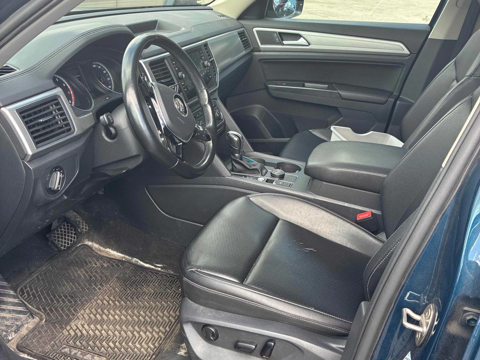 VW Atlas * Comfortline * CARFAX * ОПЦИЯ ЗА ФИНАНСИРАНЕ , снимка 5 - Автомобили и джипове - 56002052