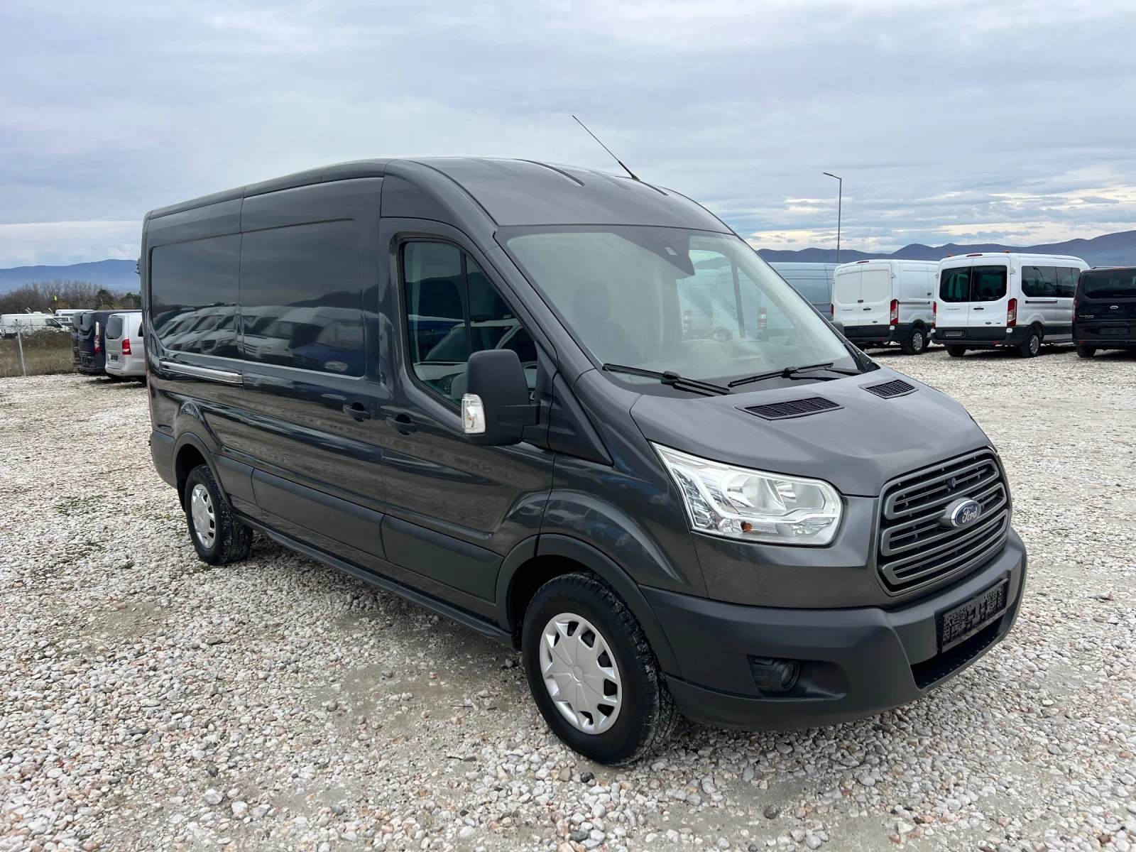 Ford Transit 2.2TDCI Клима EURO5b L2H2 - изображение 2