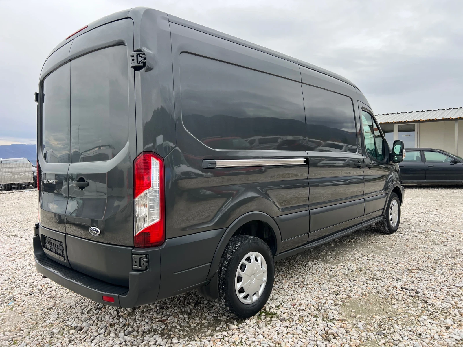 Ford Transit 2.2TDCI Клима EURO5b L2H2 - изображение 5