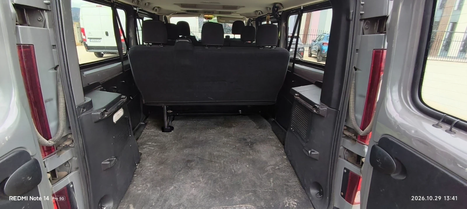 Renault Trafic, снимка 8 - Бусове и автобуси - 56726418