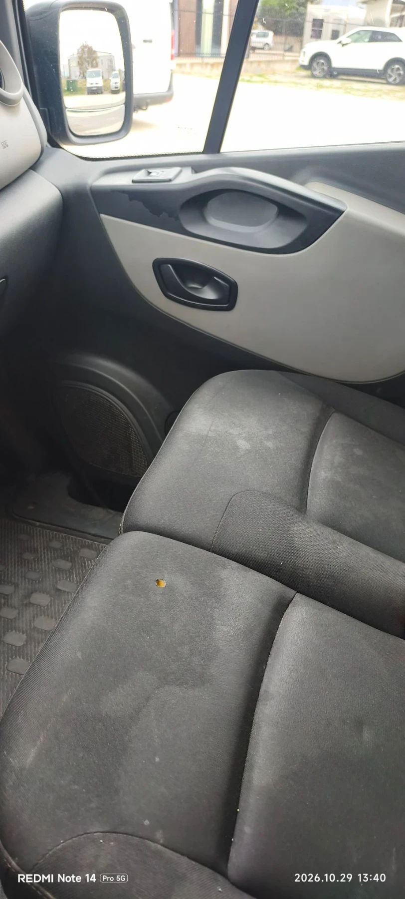 Renault Trafic, снимка 13 - Бусове и автобуси - 56726418