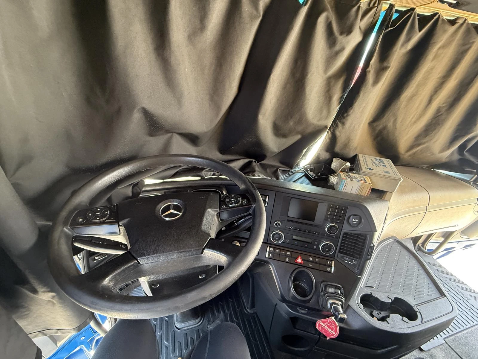 Mercedes-Benz 1844 Actros 1845, снимка 9 - Камиони - 54764515