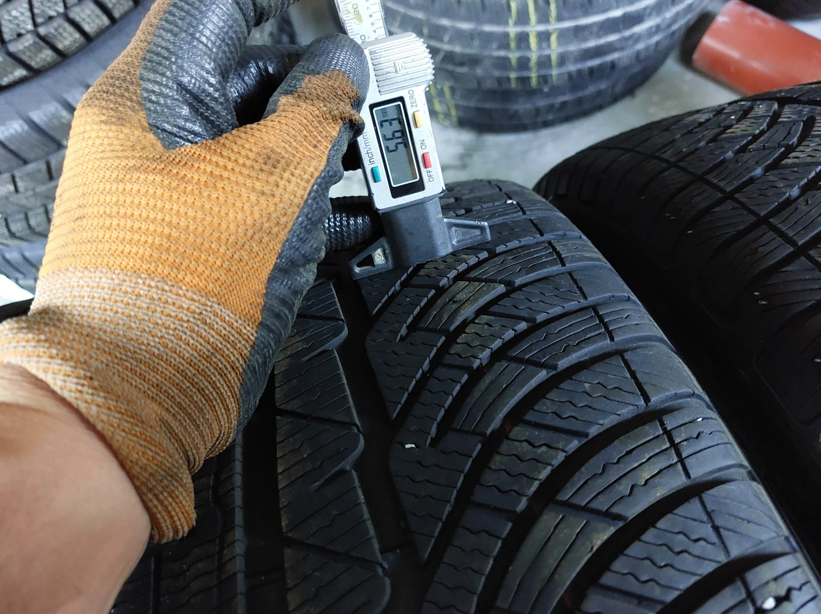  235/45R19 | Mobile.bg   4