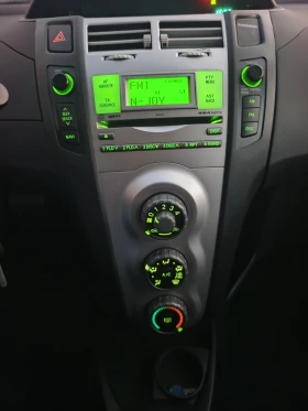 Toyota Yaris SOL/VVT-I/130 х.км./Euro 4/Климатик , снимка 15