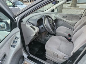 Nissan Almera tino  1.8, 2001г., снимка 2