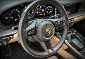 Porsche 911 Carrera 4S* 360* ЛЮК* ПОДГРЕВ ВОЛАН* КРАЙНА ЦЕНА, снимка 11
