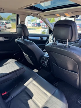 Mercedes-Benz C 320, снимка 10