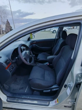 Toyota Avensis, снимка 13 - Автомобили и джипове - 53172021