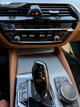 BMW 530 M* xDrive* РЕАЛНИ 136к км* Пълна сервизна история - 26500 € / 51829.49 лв. - 42913875 10
