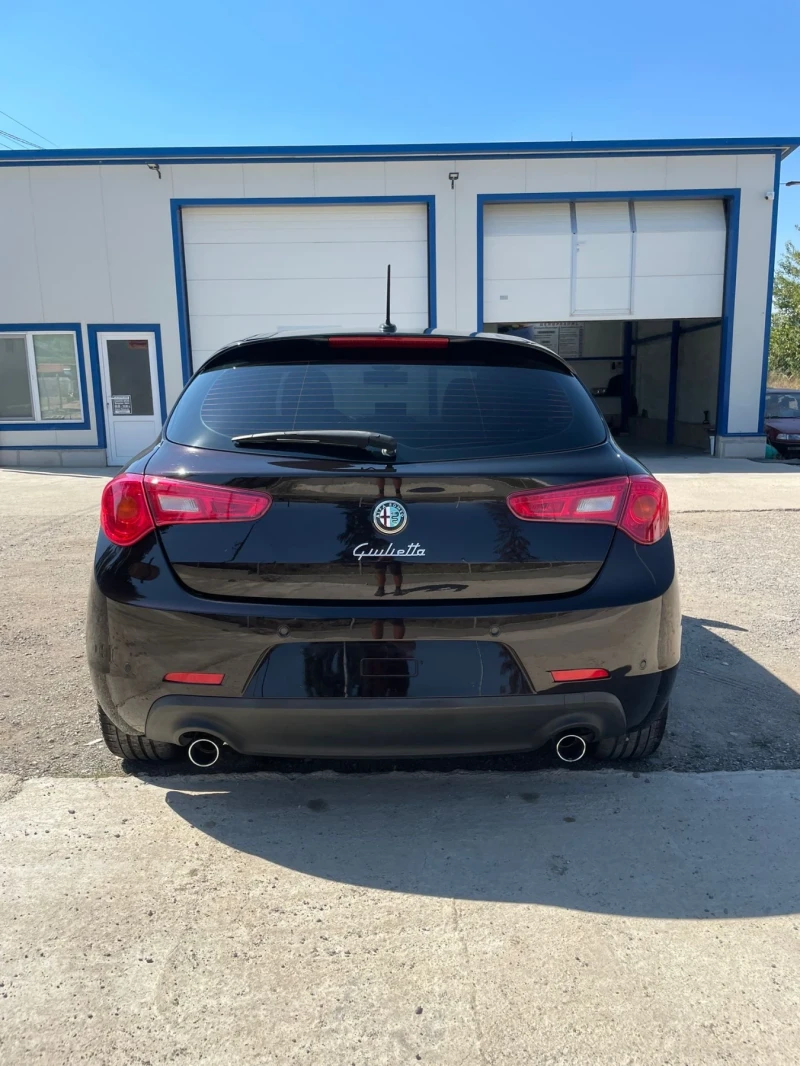 Alfa Romeo Giulietta 2.0JTD 170кс, снимка 6 - Автомобили и джипове - 46899950