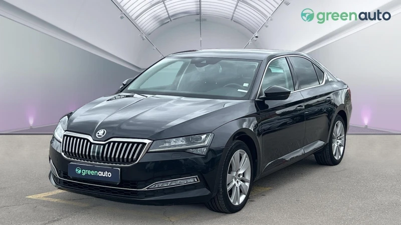 Skoda Superb 2.0 TDi Style 4X4, снимка 1 - Автомобили и джипове - 47959005