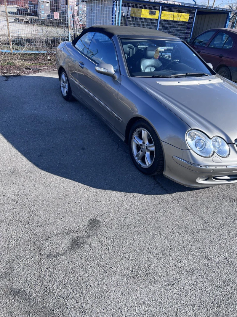 Mercedes-Benz CLK, снимка 9 - Автомобили и джипове - 48763796