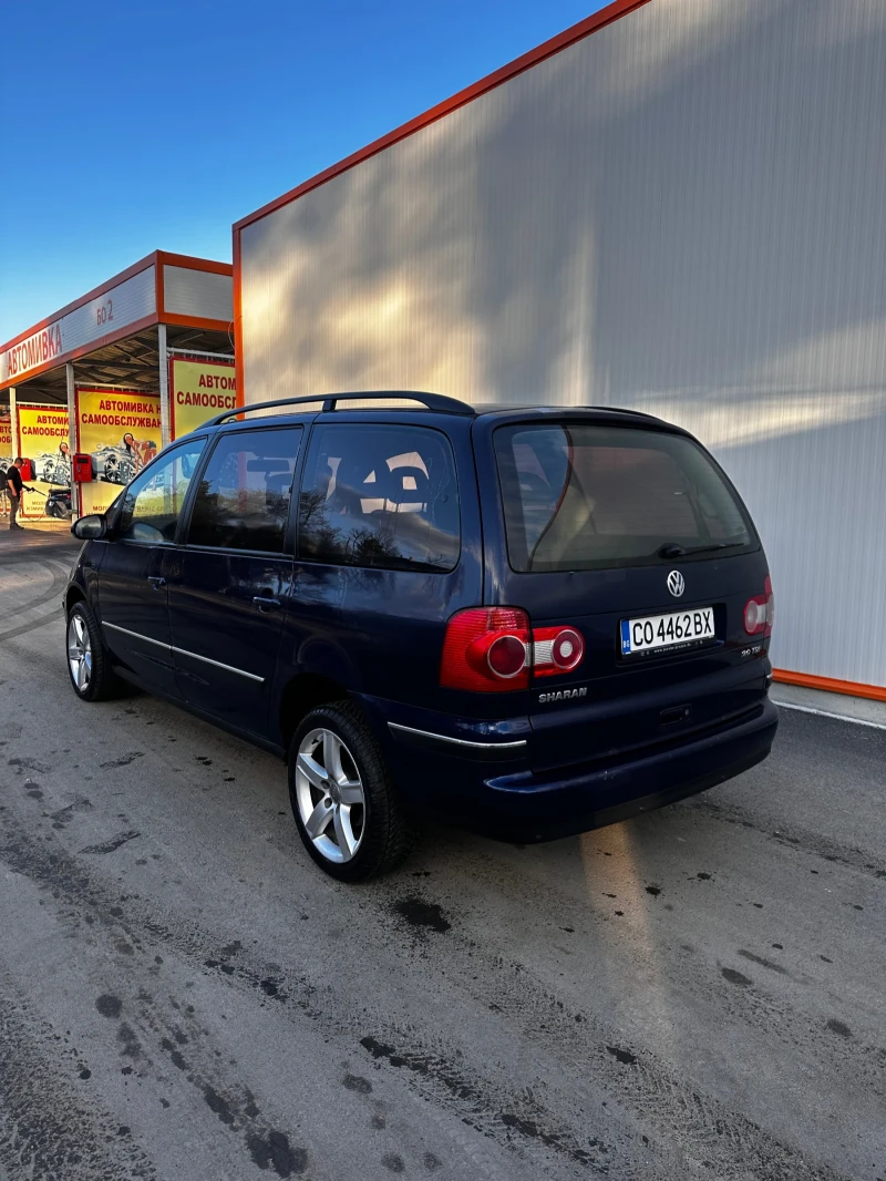 VW Sharan 2.0tdi, снимка 4 - Автомобили и джипове - 48786609