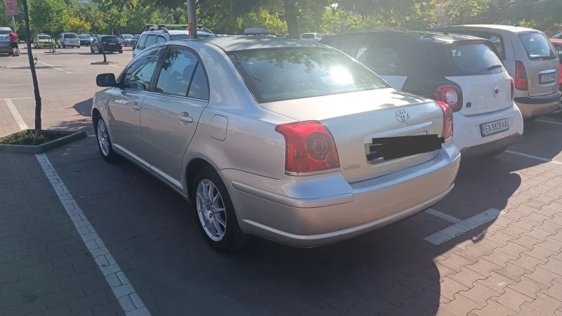 Toyota Avensis, снимка 7 - Автомобили и джипове - 51651121
