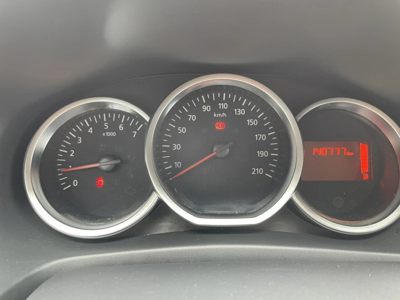 Dacia Sandero N1 Ambiance 1.0 SCe , снимка 8 - Автомобили и джипове - 51691660