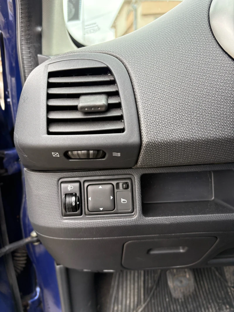 Nissan Micra 1.5 dCI, снимка 10 - Автомобили и джипове - 52383140