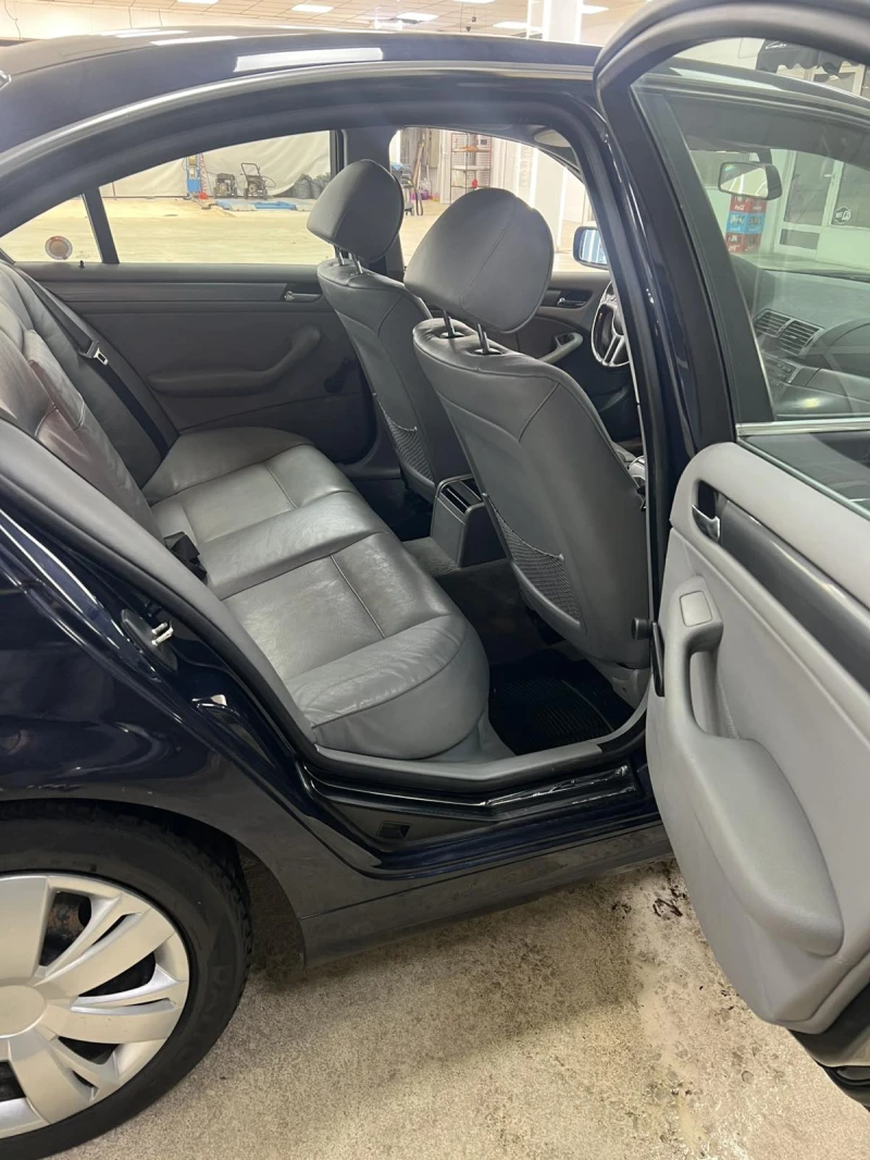 BMW 325 инжекцион, снимка 11 - Автомобили и джипове - 52507843