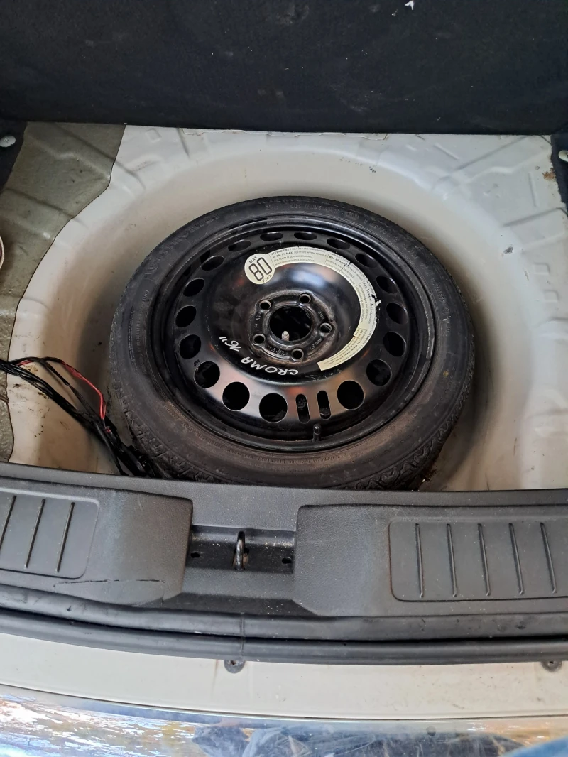 Fiat Croma 1.9D Multijet, снимка 11 - Автомобили и джипове - 52393641