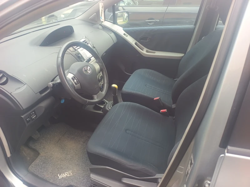 Toyota Yaris SOL/VVT-I/130 х.км./Euro 4/Климатик , снимка 9 - Автомобили и джипове - 52942930