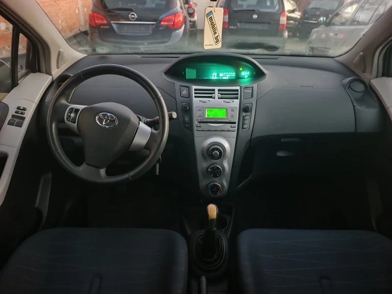 Toyota Yaris SOL/VVT-I/130 х.км./Euro 4/Климатик , снимка 8 - Автомобили и джипове - 52942930