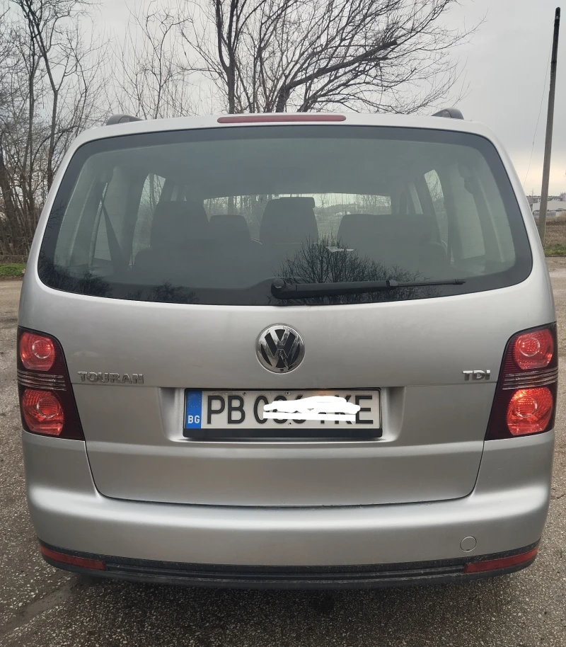 VW Touran 1.9 105 коня, снимка 8 - Автомобили и джипове - 53066641