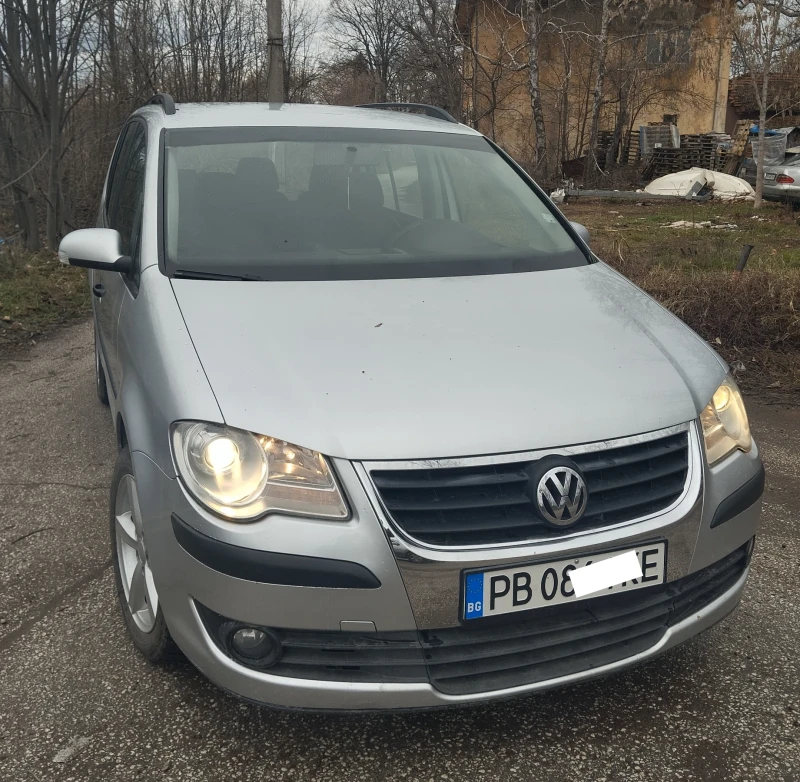 VW Touran 1.9 105 коня, снимка 2 - Автомобили и джипове - 53066641
