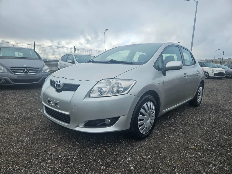 Toyota Auris 1.4VVT-I , снимка 2 - Автомобили и джипове - 53293369