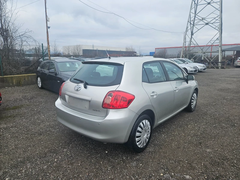 Toyota Auris 1.4VVT-I , снимка 4 - Автомобили и джипове - 53293369