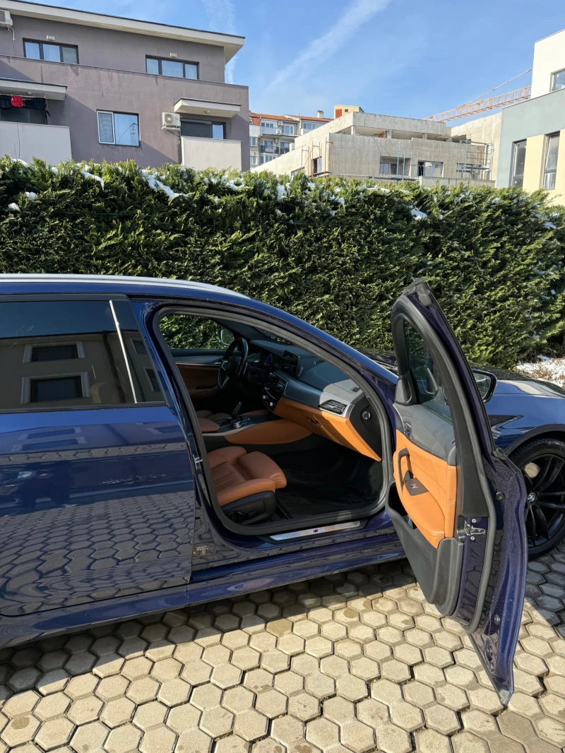 BMW 530 M* xDrive* РЕАЛНИ 136к км* Пълна сервизна история, снимка 15 - Автомобили и джипове - 53342009