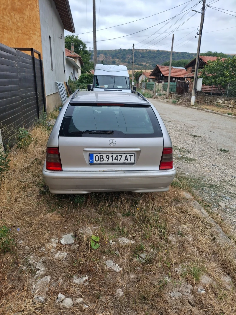 Mercedes-Benz C 180, снимка 2 - Автомобили и джипове - 53458584