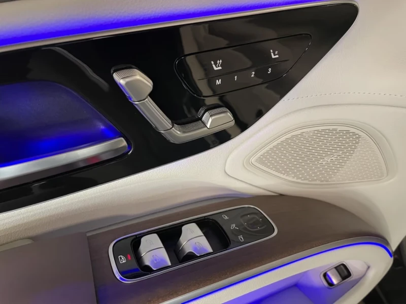 Mercedes-Benz EQS 580/523HP/4M/HYPERSCRN/360/ADVANCE/MEMORY/940v, снимка 13 - Автомобили и джипове - 53464761